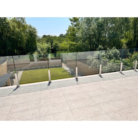 Rozsdamentes korlát oszlop (Felülről rögzítős)